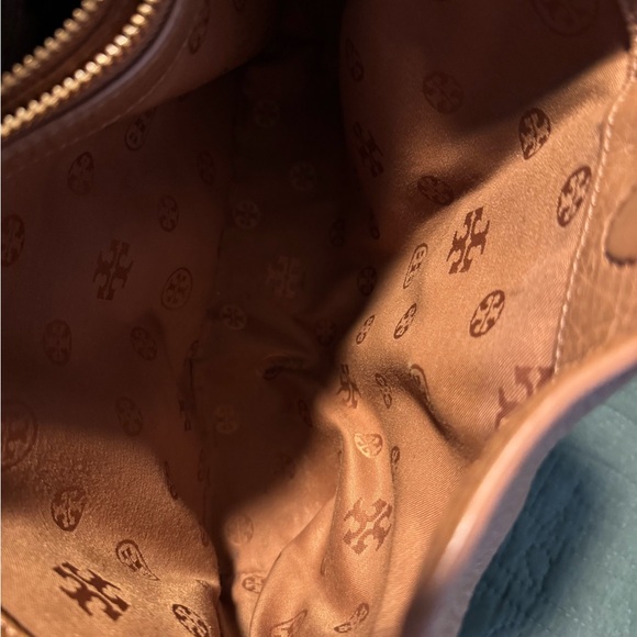 Tory Burch Tan Leather Tote Bag - Picture 9 of 11